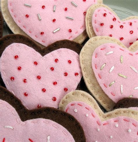 Valentine Felt Cookie Valentine Crafts Felt Crafts Diy Felt Crafts
