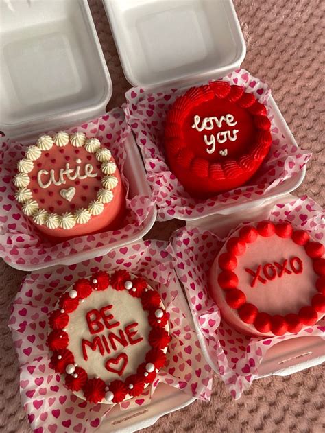 Bento Box Cakes ♥️💖 Valentines Cakes And Cupcakes Mini Valentine Cakes Mini Cakes Birthday