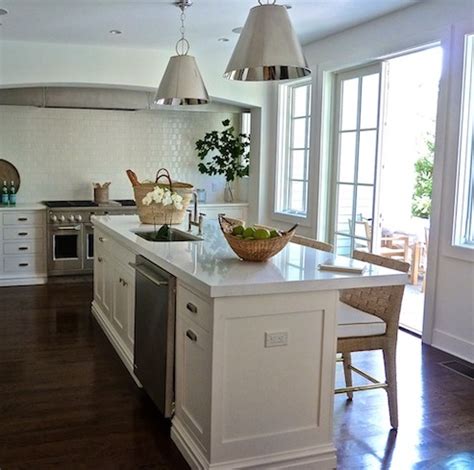 Quartz countertops are the crème de la crème of kitchen countertop surfaces. Purchasing Riverstone Quartz from Menards | D'oh!-I-Y