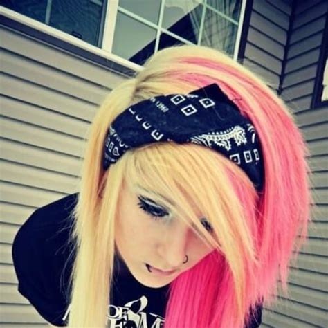 30 Popular Long Emo Hairstyles For Girls In 2022 With Images