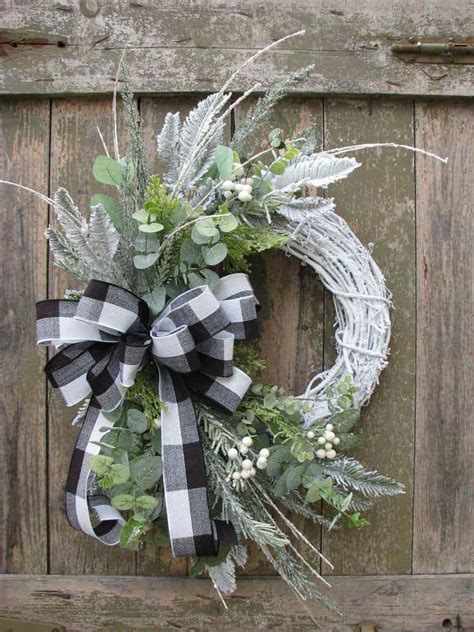 100 Best Winter Holiday Wreaths For Front Door And Porch Decor