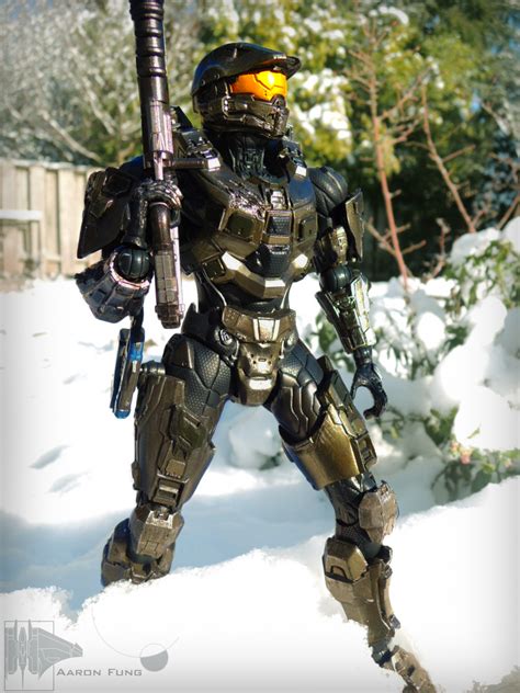 Master Chief Striking A Pose By Fungster On Deviantart