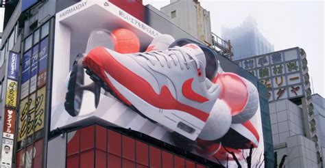 Ad Of The Day Nike Debuts 3d Billboard In Shinjuku In Run Up To Air
