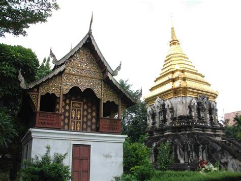 pianomania: WAT'S THE BIG DEAL ABOUT CHIANG MAI?