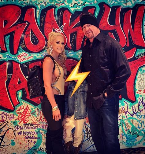 Legendary Wwe Superstar The Undertaker Mark Calaway With His Wife