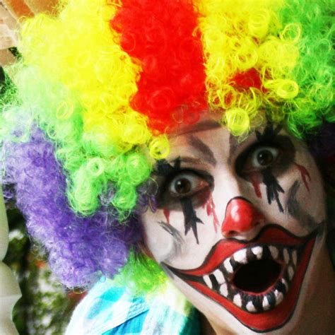 How To Paint Scary Clown Faces For Halloween Ann S Blog