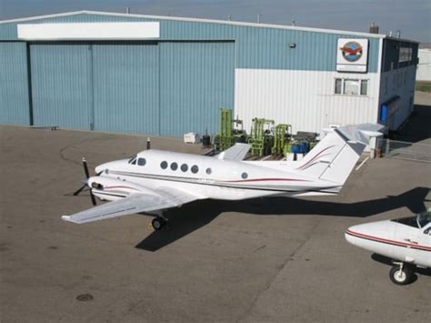 King air 200 cabin dimensions. King Air 200C Specifications, Cabin Dimensions, Performance