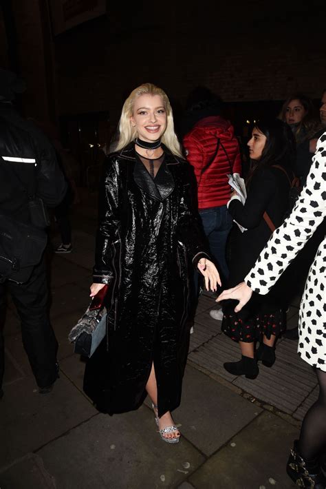 Alice Chater Fabulous Fund Fair In London Fashion Week 02182019