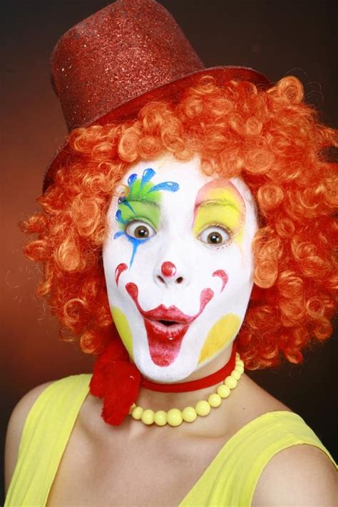 Pin By Marie Eve Beaudry On Maquillage Clown Face Paint Clown Faces