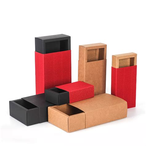 Four Advantages Of Using Custom Package Boxes For Your Business