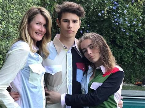 Laura dern talks partying with her mom and kids after winning at oscars 2020. Actress Laura Dern Family: Husband, Kids, Parents