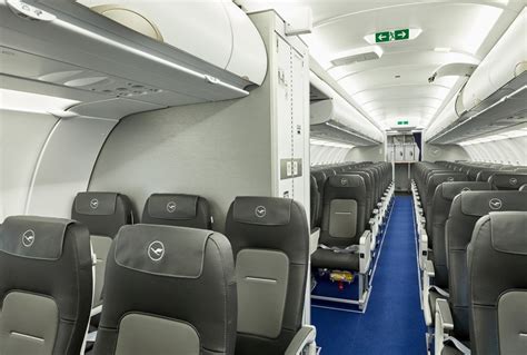 Lufthansa Startet Mit Neuer Mittelstrecken Standard Kabine Airlinersde