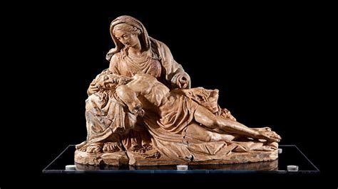 La Pietà Di Terracotta Attribuita A Michelangelo Arte Rai Cultura