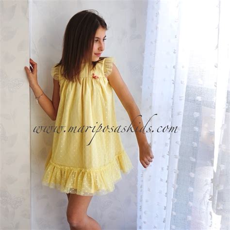 Y es que estas características no deberían faltar nunca en la imagen de las pequeñas para que comiencen a disfrutar de la moda con cada uno de sus pasos. Realizable años Lesionarse vestido amarillo niña ...