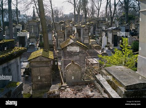 The Pere Lachaise Cemetery Paris France Stock Photo Alamy