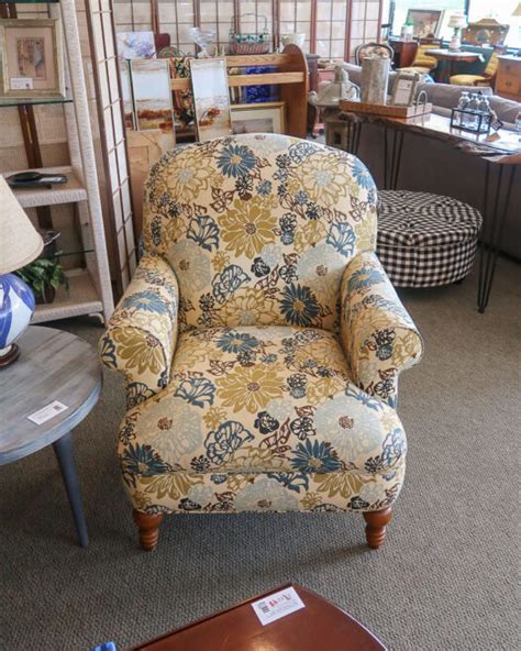 Broyhill Floral Accent Chair New England Home Furniture Consignment