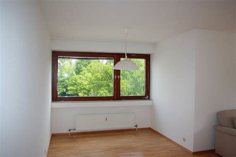 Og mit einem herrlichen blick über karlsruhe hat 79 qm: Wohnung in Karlsruhe, 101 m²