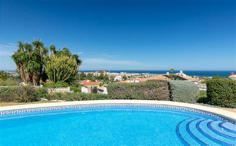 Alquiler de apartamentos vacaciones, encuentra apartamento para alquilar en vacaciones. Piscina privada en una casa de vacaciones en Dénia - Quality Rent a Villa - Dénia.com