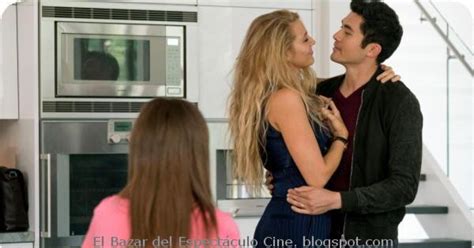 Stephanie (anna kendrick) es una joven madre bloguera de una ciudad pequeña cuya mejor amiga, la sofisticada emily (blake lively), desaparece un día repentinamente. Un pequeño favor, pelicula 2018 con Anna Kendrick ...