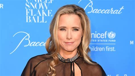 What Happened To Téa Leoni What Is She Doing Now Biography