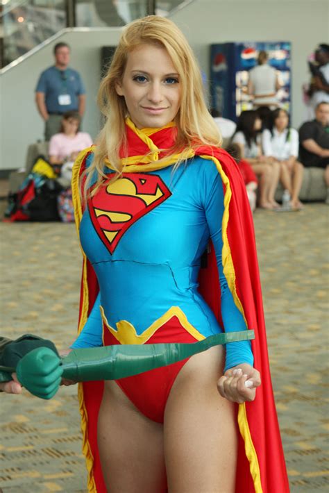 Otakon 2011 Supergirl From Otakon 2011 In Baltimore Md Flickr
