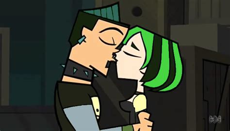 Duncan And Gwen Kiss Color Swapped Total Drama Island Photo