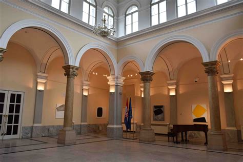 Museum Mimara Zagreb Kroatien Liebe