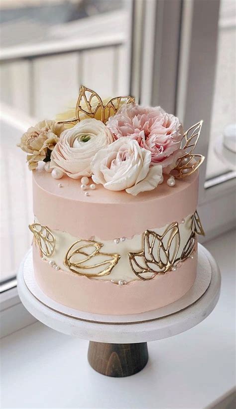 37 Pretty Cake Ideas For Your Next Celebration Elegant Two Tone Cake Fondant Cake Designs