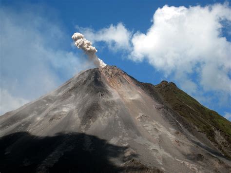 Costa Rica Top Ten Arenal Volcano