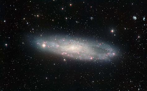 Spiralgalaxie Ist Der Milchstraße Eine Million Lichtjahre Nähergerückt Raum Derstandardat