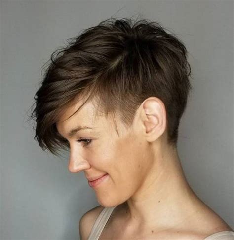 As the world is modernizing and the thought process of people is getting progressive. 20 Bold Androgynous Haircuts for a New Look