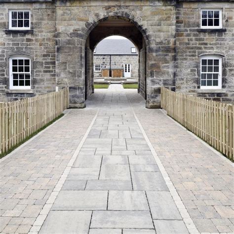 Larbert House And Country Estate Tobermore For Professionals
