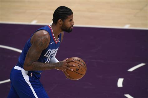 American professional basketball player paul george have this haircut, if you are african american, and you want to make short haircuts more charming then hook part is the best option. LA Clippers vs LA Lakers Prediction & Match Preview - December 22nd, 2020 | NBA Opening Night