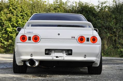 Nissan Skyline R32 GTR - Jap Imports UK