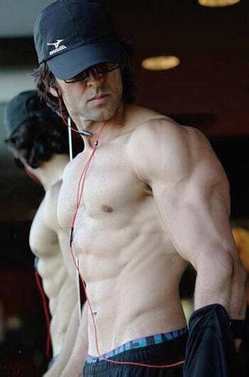 Hrithik Roshans Workouts And Diet Muscle World