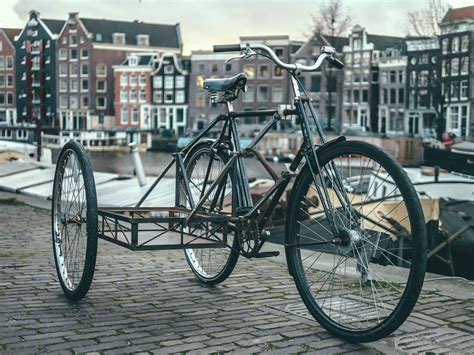 The Bicycle Sidecar Rolling Spoke