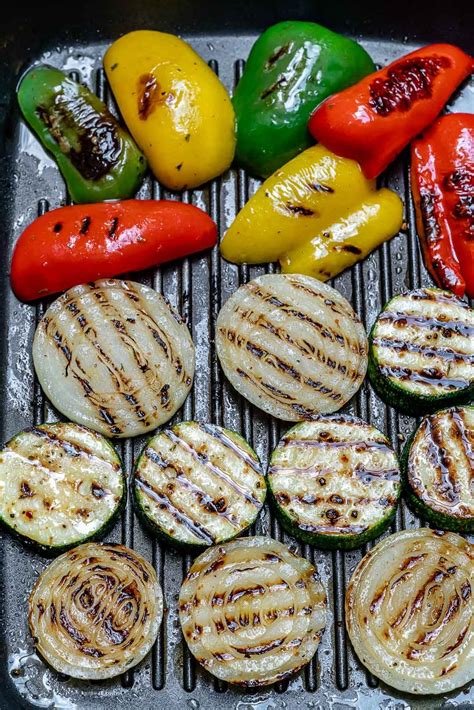 Top chicken with dressing and crushed crisps. Grilled Garlic Chicken + Summer Veggies for a Beautiful ...