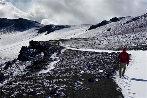 Let It Snow Winter Storm Drops Snow On Haleakala Big Island Summits