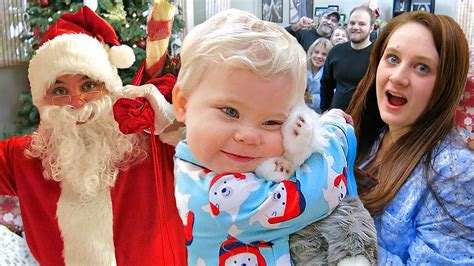 Santa Caught On Camera Daily Bumps Christmas Spectacular 2014