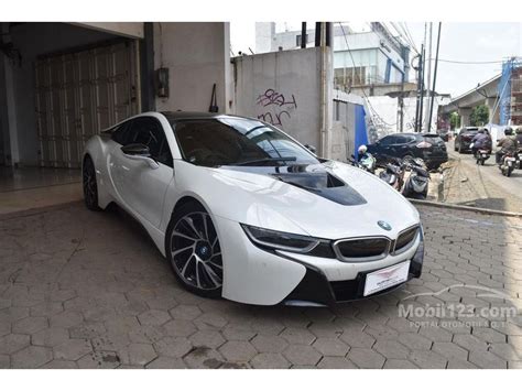 As a driving tool, it is sublime. Jual Bmw I8 2015