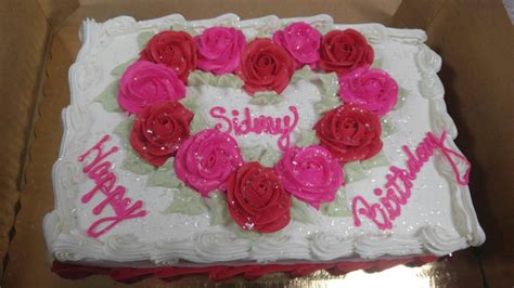 This vanilla sheet cake recipe uses the reverse creaming method, an easy technique that promises a uniquely soft crumb and delicious buttery vanilla use this cake recipe as a birthday sheet cake or for anytime you crave a simple classic dessert. 1/4 sheet cake | Cake, Sheet cake, Desserts