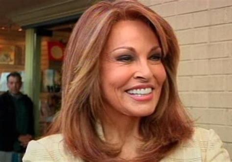 Raquel Welch Body Measurement Bra Sizes Height Weight Celeb Now