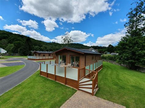 3 Bed Lodge In Betws Y Coed 10553311 Luxury Lodge With Hot Tub In