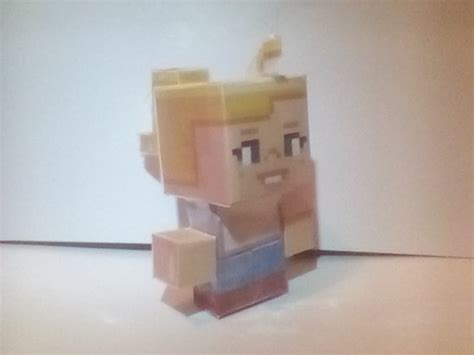 Pixel Papercraft Lady Agnes Minecraft Developer