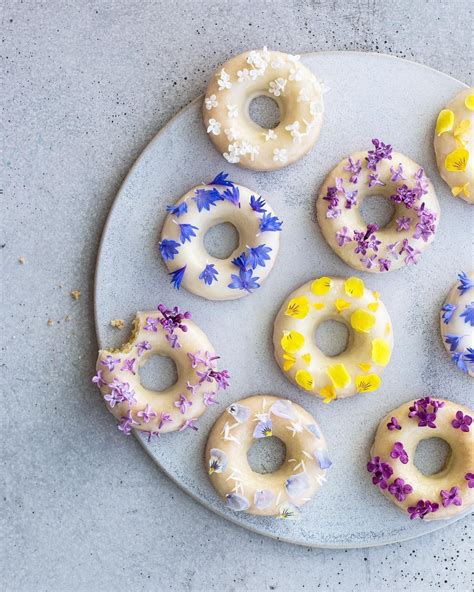 Edible dried flowers near me. Edible Cake Flowers Near Me - Wedding Cakes Near Me - Find ...
