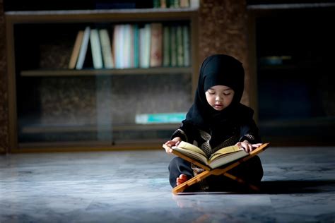 Budak Kecil Baca Al Quran