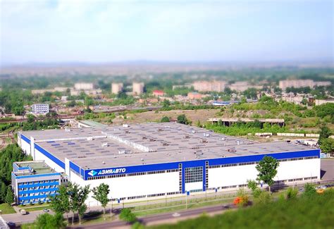 Gambar Mobil Atap Bangunan Kota Satelit Pabrik Industri Stadion