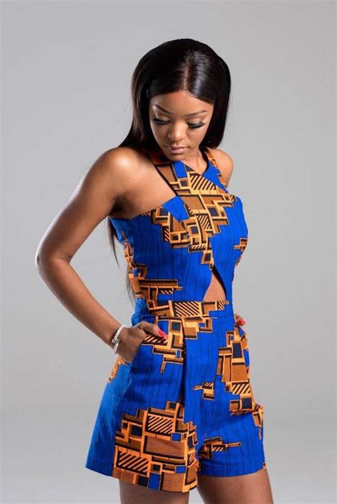 On appréciera également des modèles de robes noires, élégantes et raffinées, parfaites pour les occasions chic. 1001 + photos de la robe africaine chic et comment la porter