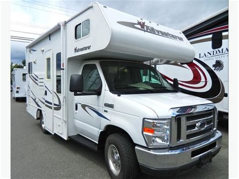 2012 Adventurer 19rk This Great Bright Motorhome Has A Rear Kitchen A