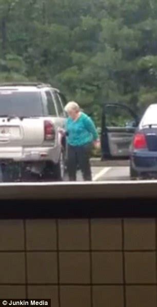 Waffle House Customers Laugh As They Watch An Elderly Woman Dance In The Parking Lot Daily